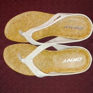 DKNY white scandals size 7.5 USA